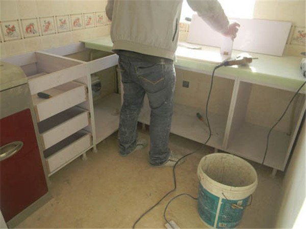 家具拆装自己动手会报废?这些建议get住